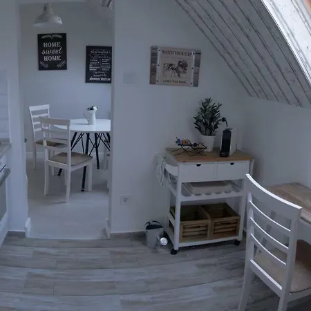 Farmhouse Apartman * Eger